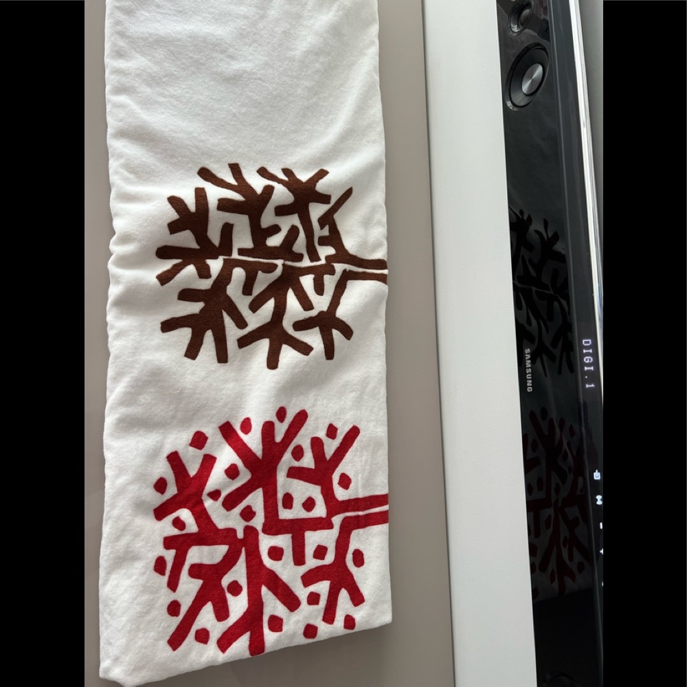 ⭐️🌴The Four Seasons RARE Bath Towel